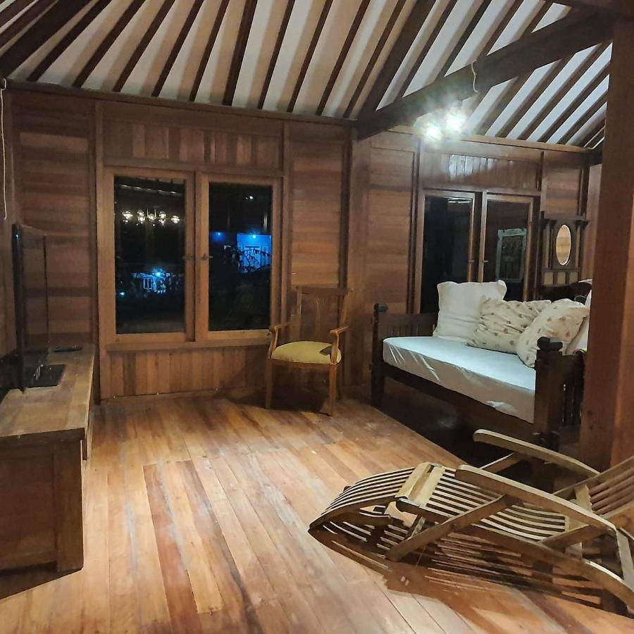 Wulan Cottage Lembang Eksteriør billede